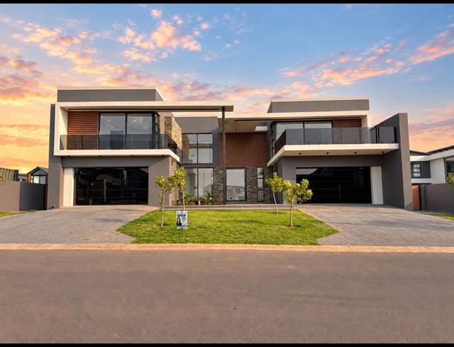 5 BEDROOM HOUSE FOR SALE IN MIDSTREAM HEIGHTS
